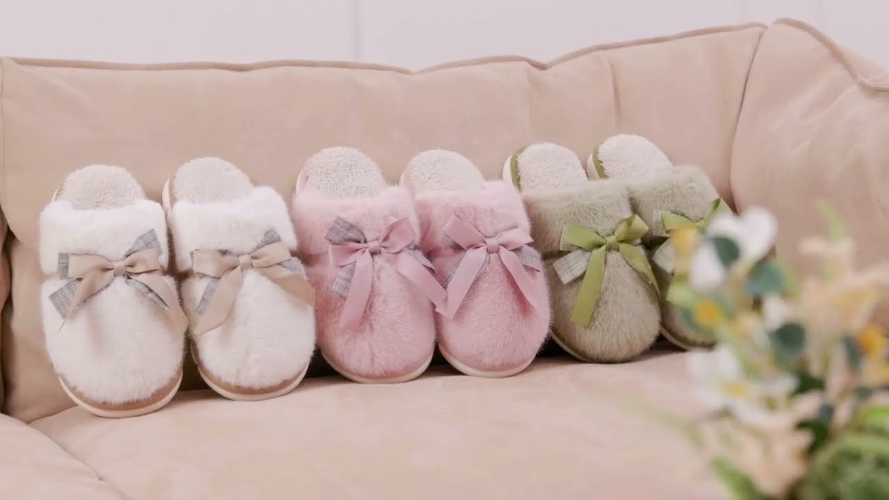 Fuzzy Bow Memory Foam Slippers 