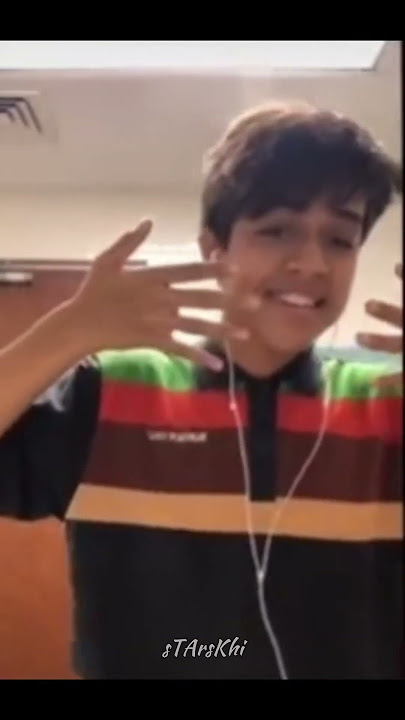 guy dancing like an animatronic in the burger king bathroom#meme #fnaf #fypage