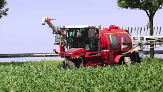 Feeds it when it needs it | Vervaet Hydro Trike injecting slurry/digistate in the Maize