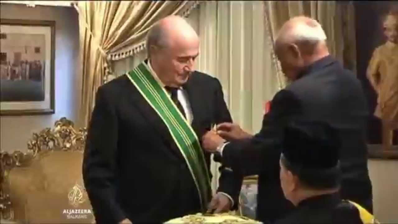 بلاتر يريد ولاية خامسة