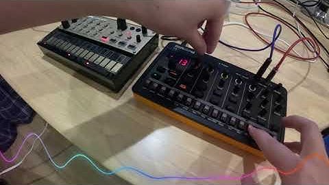 Roland T-8 Techno Jam with Volca Keys (Roland Aira Compact)