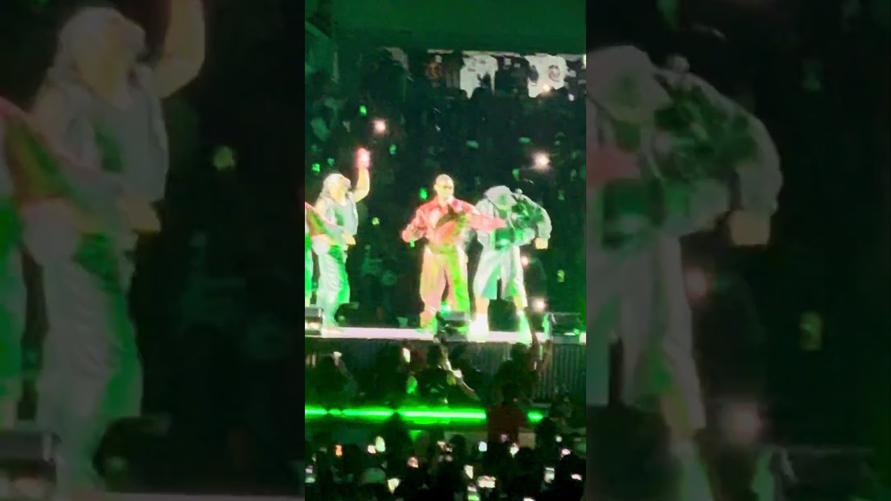 Watch USHER WALKS THROUGH THE CHITOWN CROWD YEAH! R&B TOUR 2026 Soldier Field on YouTube Watch USHER WALKS THROUGH THE CHITOWN CROWD YEAH! R&B TOUR 2026 Soldier Field on YouTube