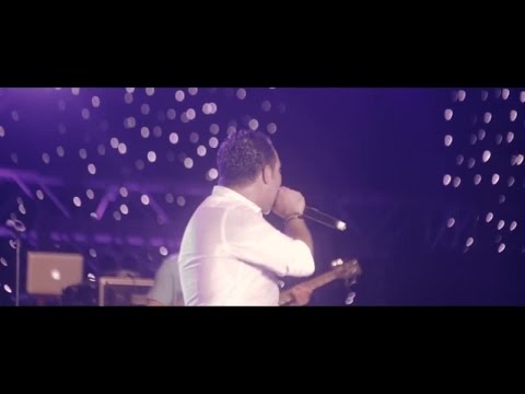 Kader Japonais - Hiya Omri à vie live Oujda