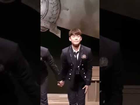 [세로캠] 220401 연극 비클래스 커튼콜 - 김찬종, 강은빈 배우님 (찬수현 포커스)
