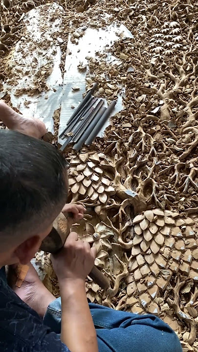 Seni ukir relief jepara. #seniukir #relief #ukiran #ukiranjepara #ukirankayu #woodworking