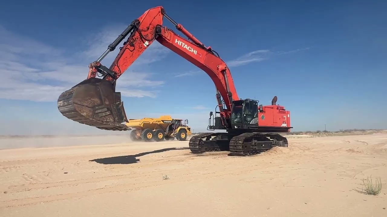 Hiro Used Hitachi ZX870H-3F Long-Boom Excavator