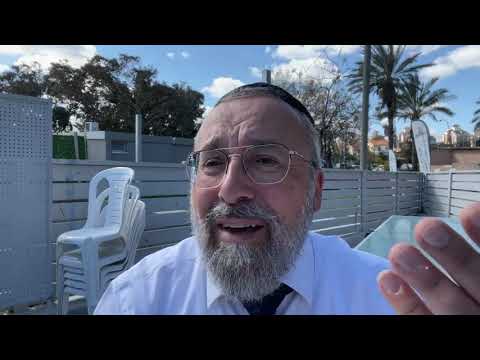 Rav Itshak Cohen : " JE NE SUPPORTE PAS LES GENS HEUREUX !!!! "