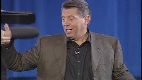 John Maxwell - Developing The Leader Within You  |  Part 7