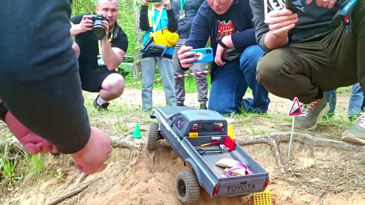 Axial scx10-2 Hilux run at MSG Fest 2023 (class 0) | Built RC