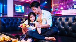 Fruit delivery girl witness his struggle, forced as CEO’s antidote, he made her his wife screenshot 1