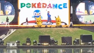 Menari bersama Pokemon