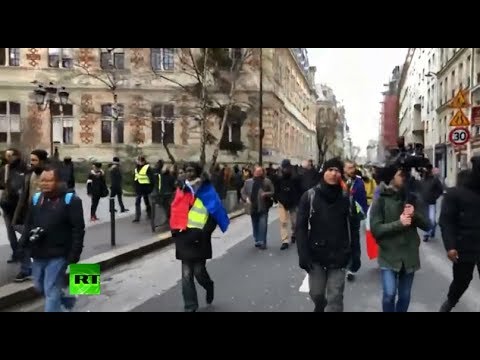 Yellow Vests protest in Paris, Act 9