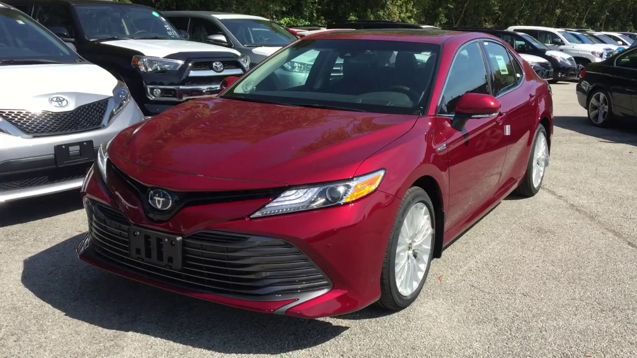 2018 Camry XLE Hybrid Mississauga Toyota - YouTube