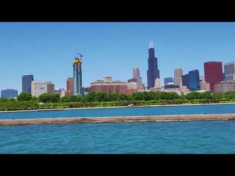 water-taxi-from-navy-pier-to-shedd-aquarium