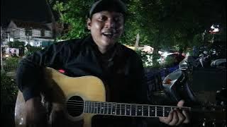 Bang Doni, nyanyi lagu Pergilah Kasih dan Andakan Kau Datang Kembali