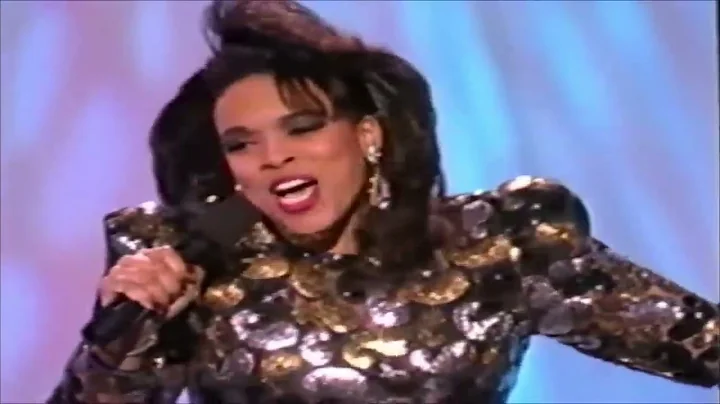 Gospel Legend Vickie Winans Singing Some Of Her Cl...