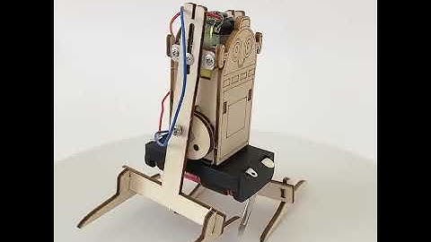 Video Đồ chơi STEM A09E5013 Robot chú khỉ đi bộ