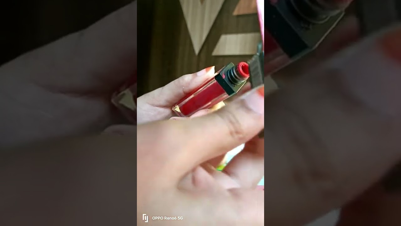 MATTE  ME | Ultra Smooth Matte Lip Cream