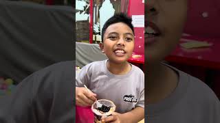 Makan es boba 😂 #shortvideo #boba #youtubeshorts #viral #fypシ
