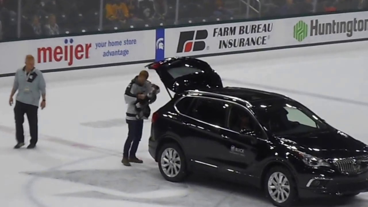 2017 Michigan State Hockey Buick Slap Shot intermission at Munn
