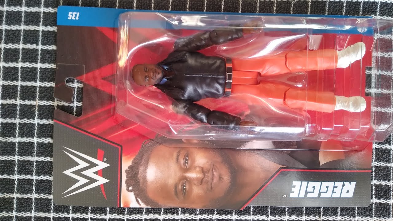 WWE basic 135 Reggie unboxing and review