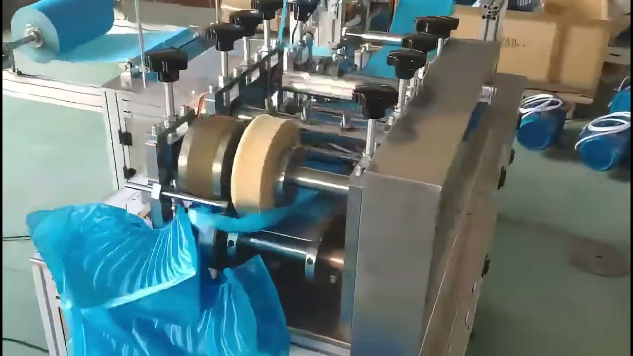Disposable shoe cover machine