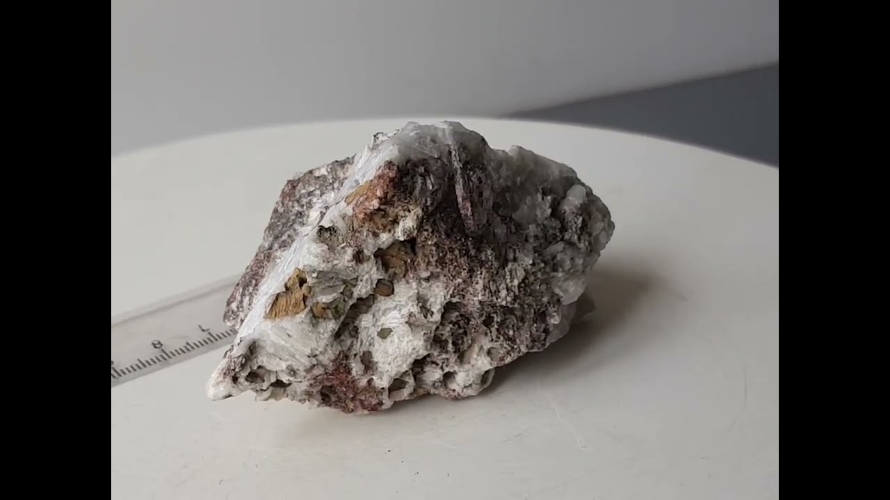 Natrolite. Radial-beam natrolite crystal cluster.