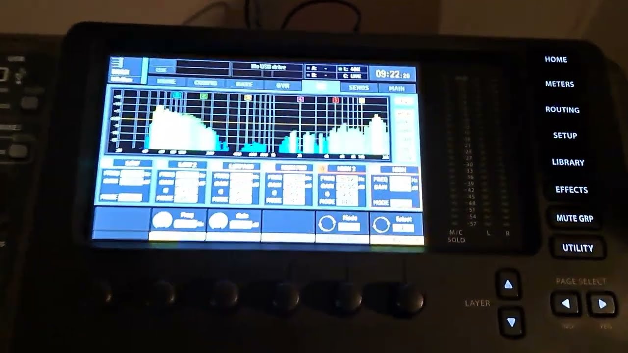 Behringer x32 compact Monitores Ecualización previa