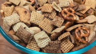 WARNING: Highly Addictive Homemade Chex Mix #snacks  Wealth