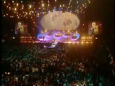 Ronan Keating lovin each day (destination wembley 2002)