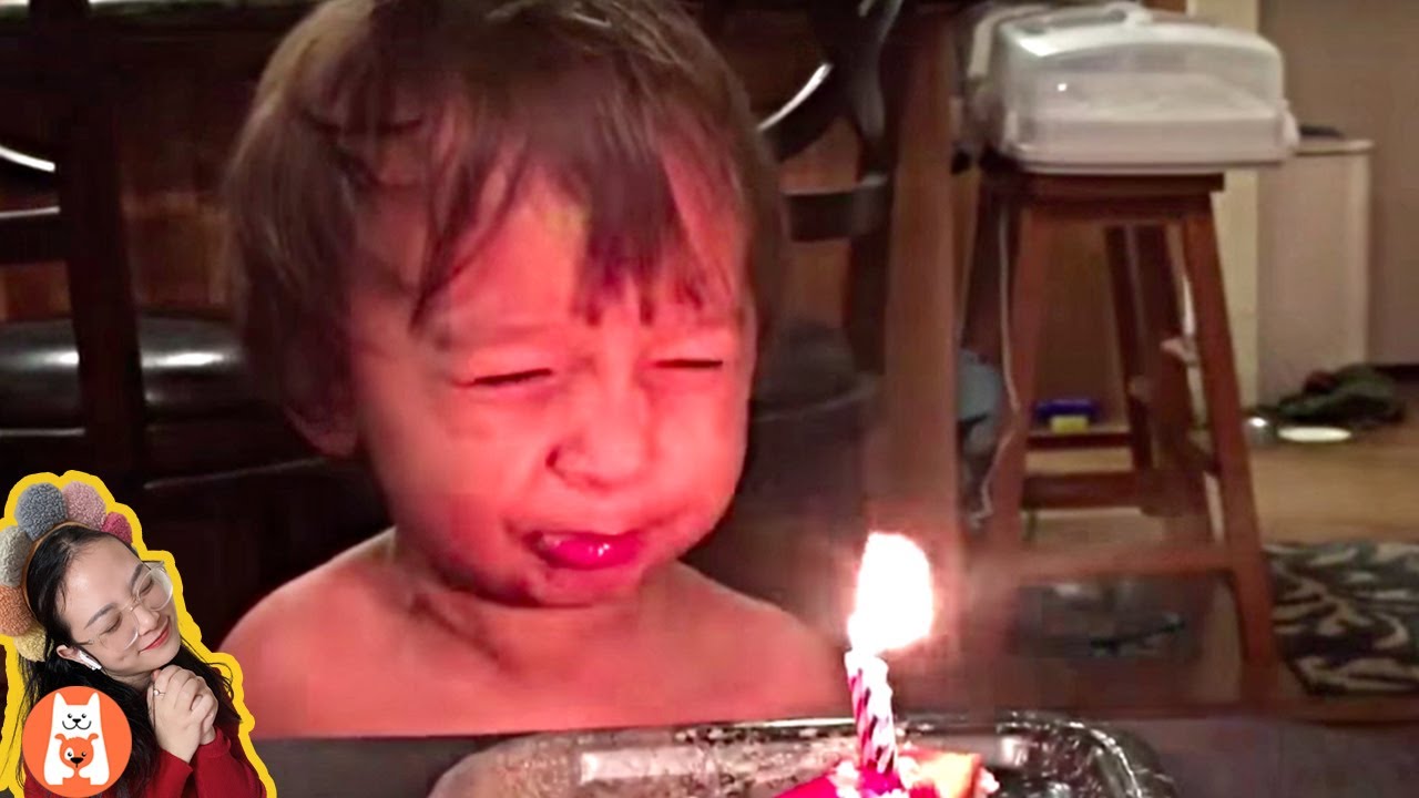 Fallar cumpleaños con niños apagar velas - Video divertido para niños