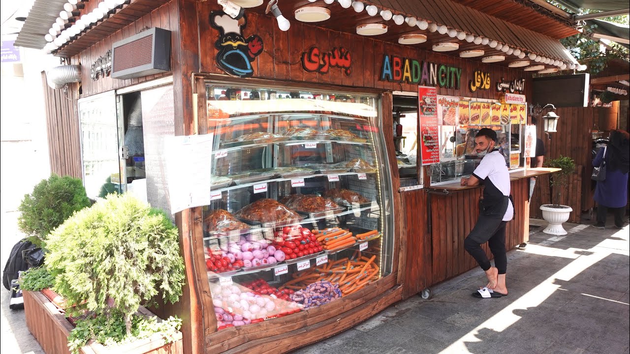 60s sandwich in Iran / Beef tongue sandwich / Sheep brain sandwich