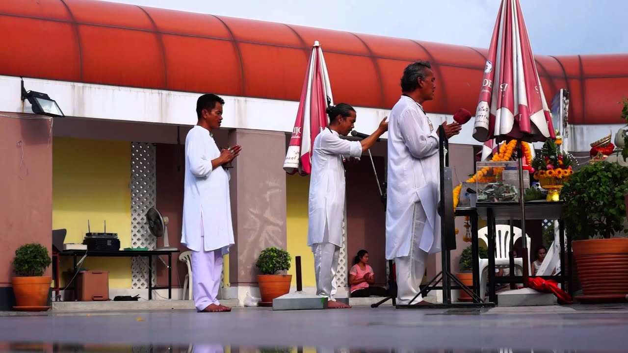 พิธีบูชาพระพิฆเนศ ณ.อุทยานพระพิฆเนศคลองเขื่อน วันที่7/9/2015(1/2)