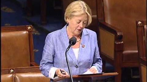 Tsongas speaks about VA