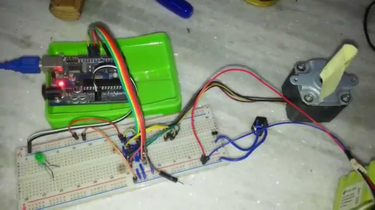 Bi Polar stepper motor using L293D and Arduino - YouTube