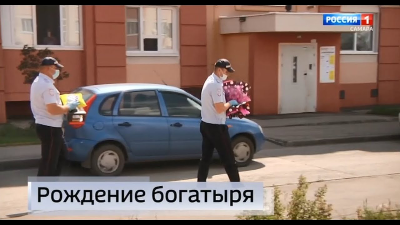 Иномарка с мигалками