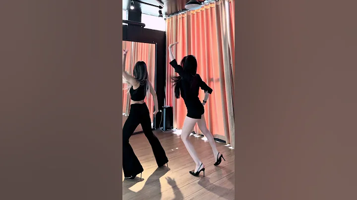 Girl's Stunning Dance Moves You Can't Miss 16 #dance #viral #shorts #momlife #girlmom