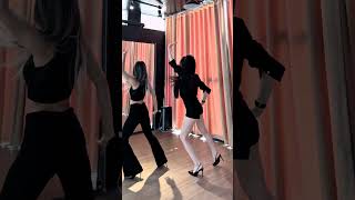 Girl's Stunning Dance Moves You Can't Miss 16 #dance #viral #shorts #momlife #girlmom