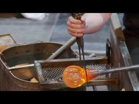 Стеклодувы со всего мира поразили зрителей своими талантами на конкурсе в Финляндии