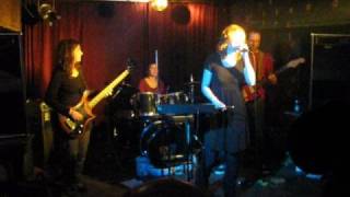 Naifu playing live at the mini-ladyfest at Péniche Fulmar,Brussels ...