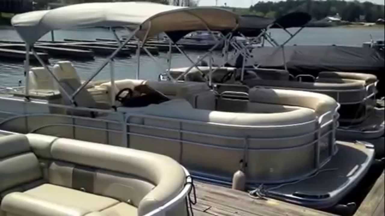 2015 Bennington Pontoon with a Bar for Sale at Wateree Marina SC NC
