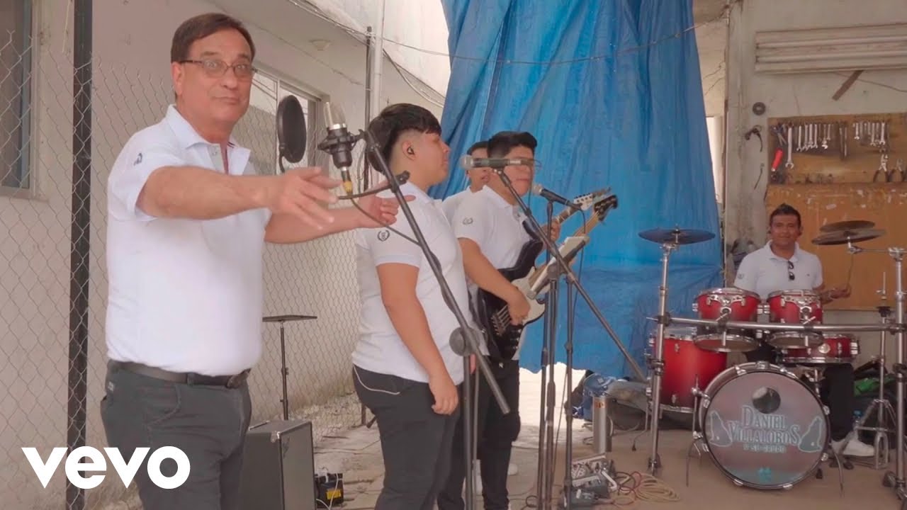 Daniel Villalobos y Su Grupo - Micaela