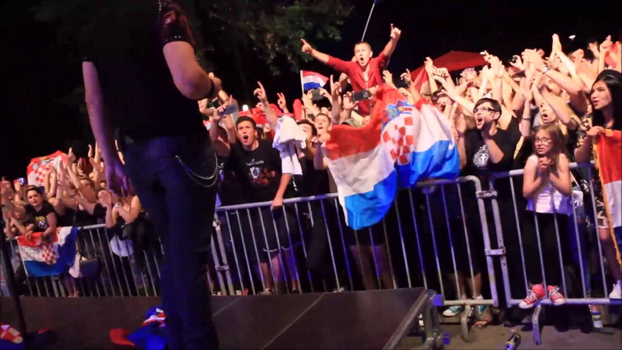 Thompson - Lijepa li si (Orahovica 3.6.2017.)