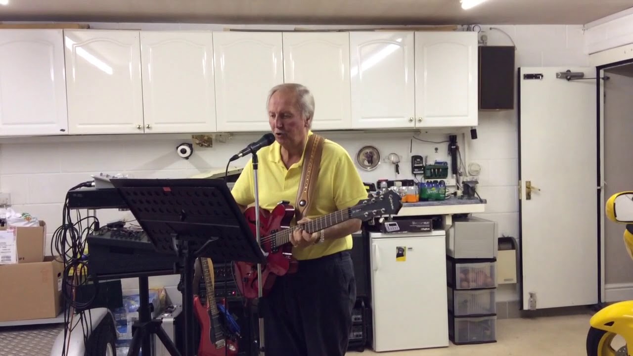 Barry York Comedian plays. I Started A Joke