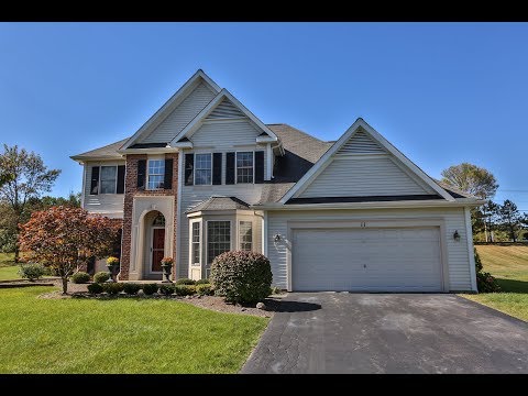 11 Chippenham Dr, Penfield, NY home video tour