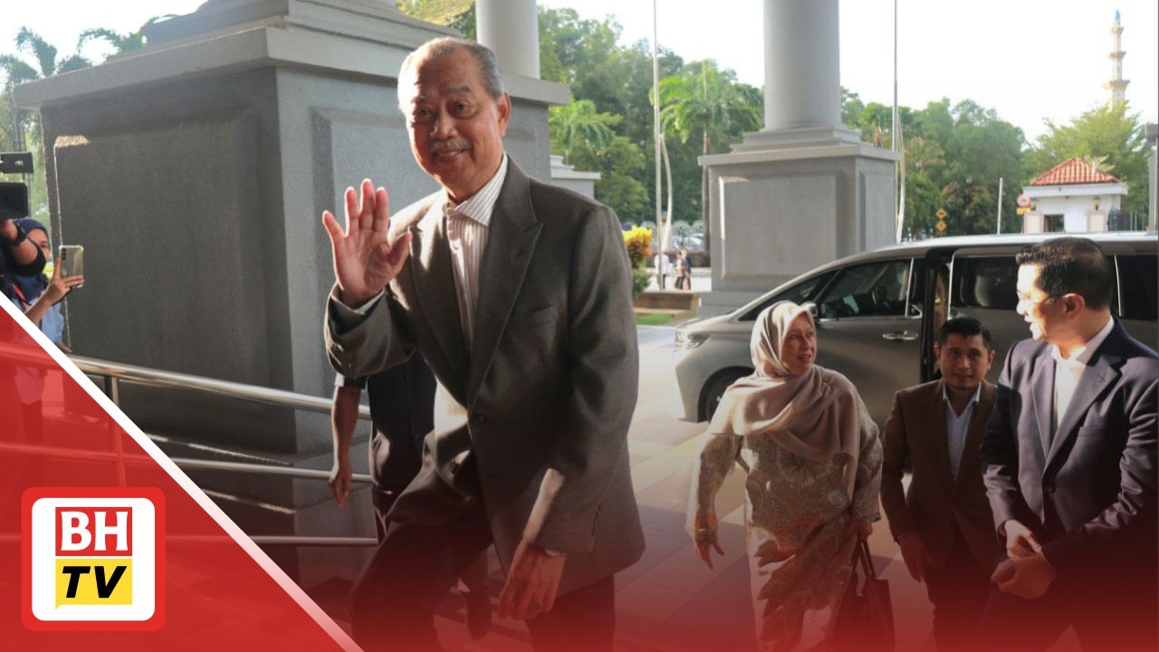 'Kami akui bahawa wang berjuta tak masuk poket tertuduh tapi masuk dalam akaun BERSATU' - Pendakwaan