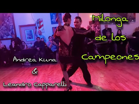 Leandro Capparelli y Andrea Kuna, bailan en la Milonga de Los Campeones. Tango Escenario.