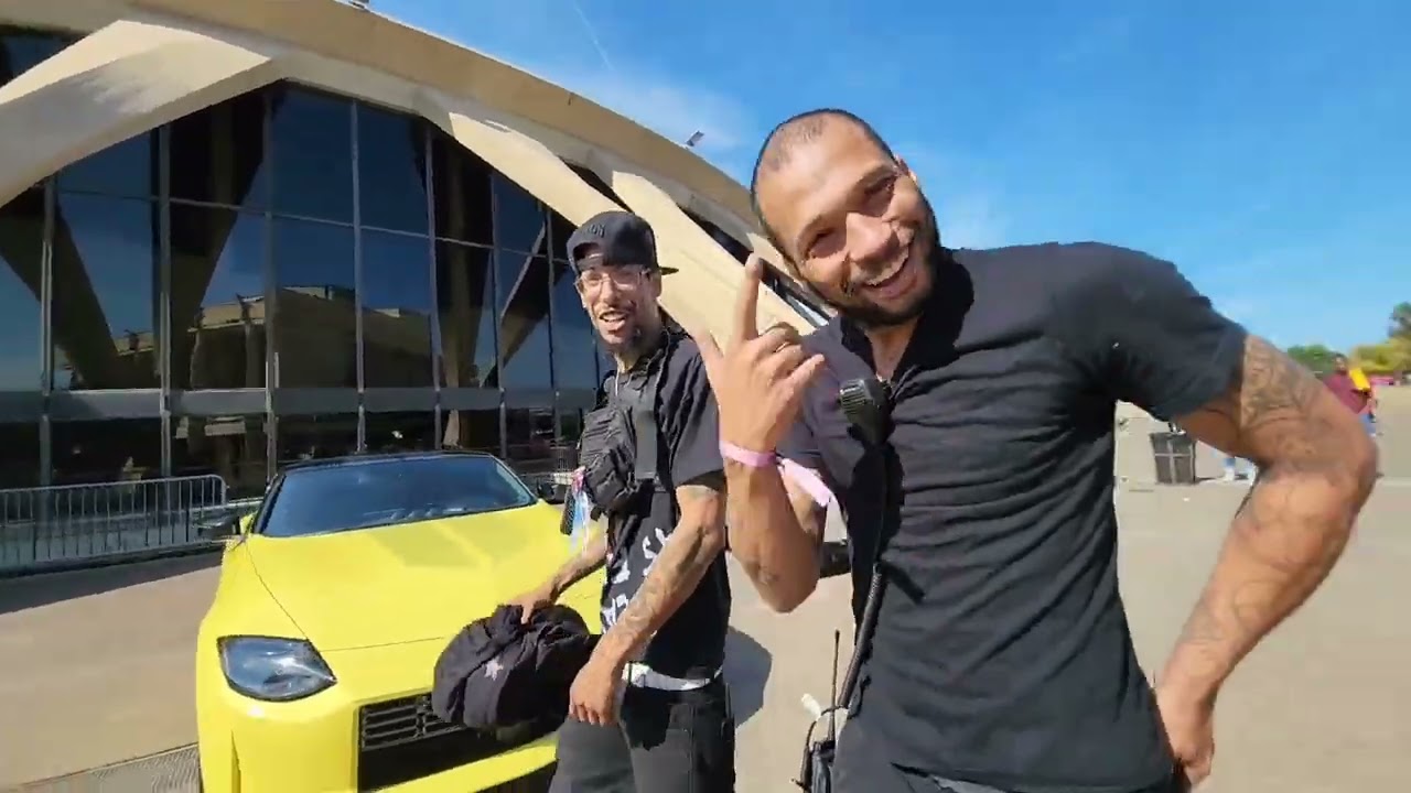 COUSINZ FESTIVAL ON THE PLAZA ESI-VLOG WITH SOPE WATSON 