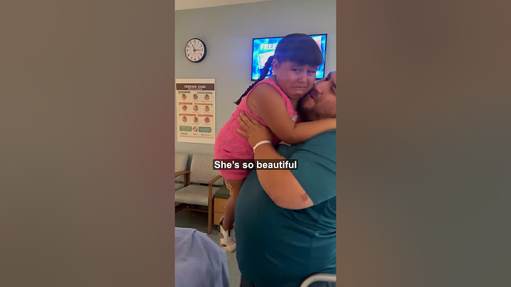 Little girl gets surprised with new sibling 🥹