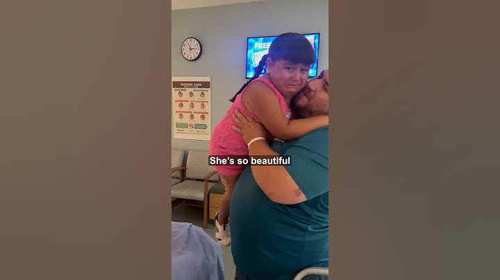 Little girl gets surprised with new sibling 🥹